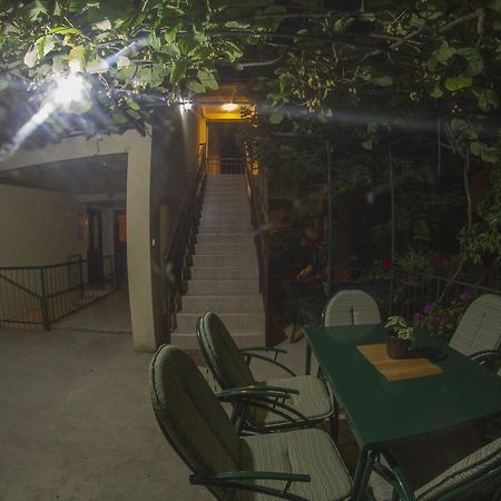 Apartments Gugolj M&M Herceg Novi Buitenkant foto