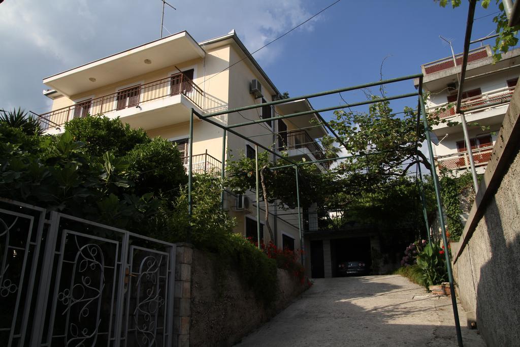 Apartments Gugolj M&M Herceg Novi Buitenkant foto