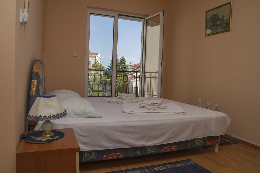 Apartments Gugolj M&M Herceg Novi Buitenkant foto