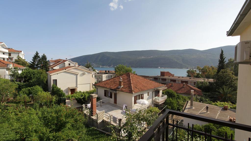 Apartments Gugolj M&M Herceg Novi Buitenkant foto