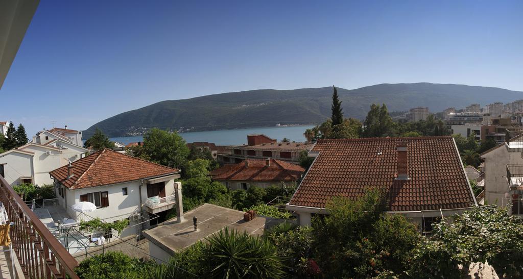 Apartments Gugolj M&M Herceg Novi Buitenkant foto
