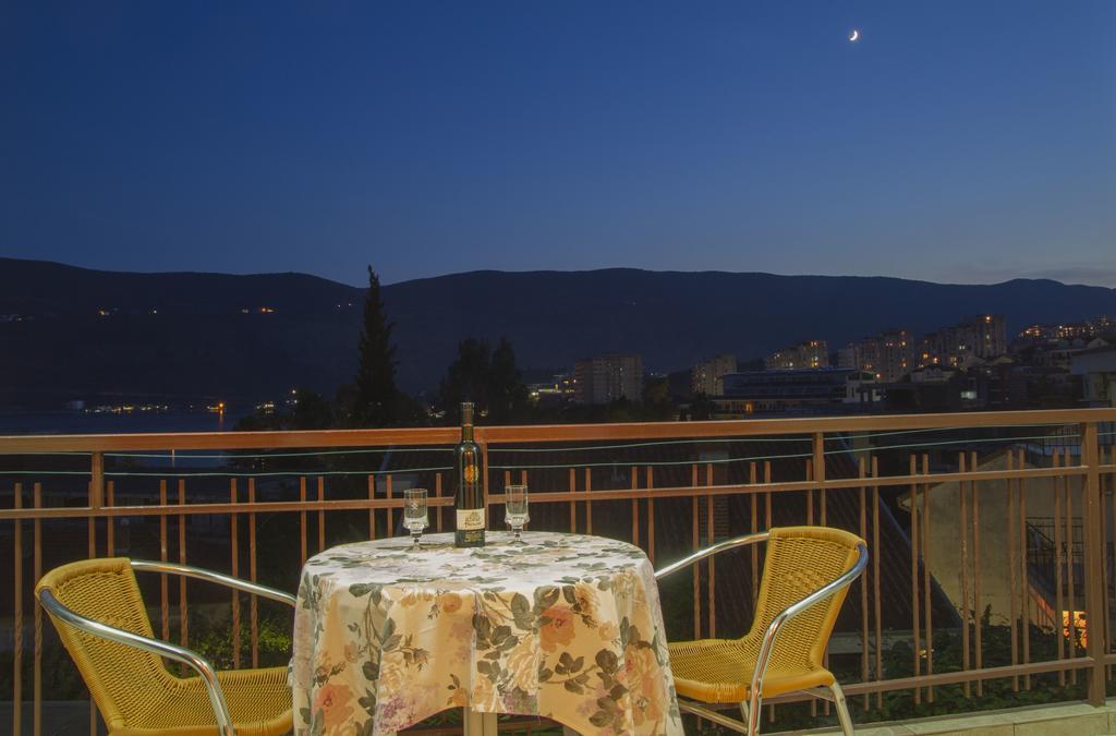 Apartments Gugolj M&M Herceg Novi Buitenkant foto